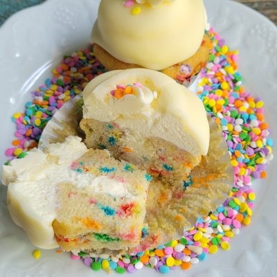 Confetti Cupcake